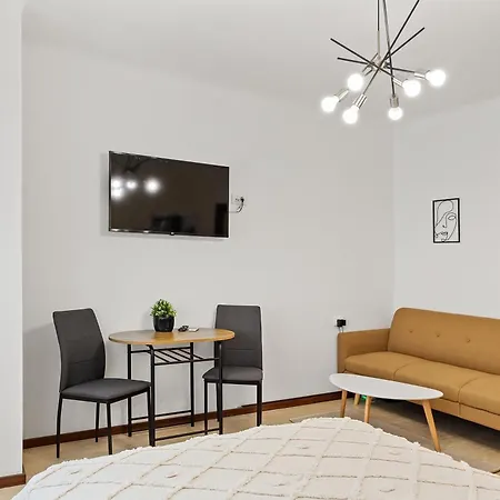 Upscale Studio, Walking Distance From The Old Town-2
